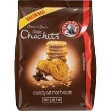 BAKERS CHOC-KITS OAT CHOC BISCUITS 500G